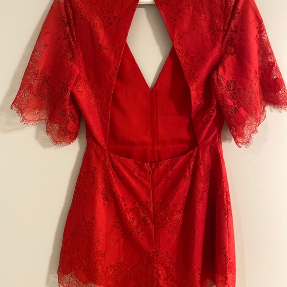 Brand New ! Women’s Jumpsuit - Picture 3 of 3